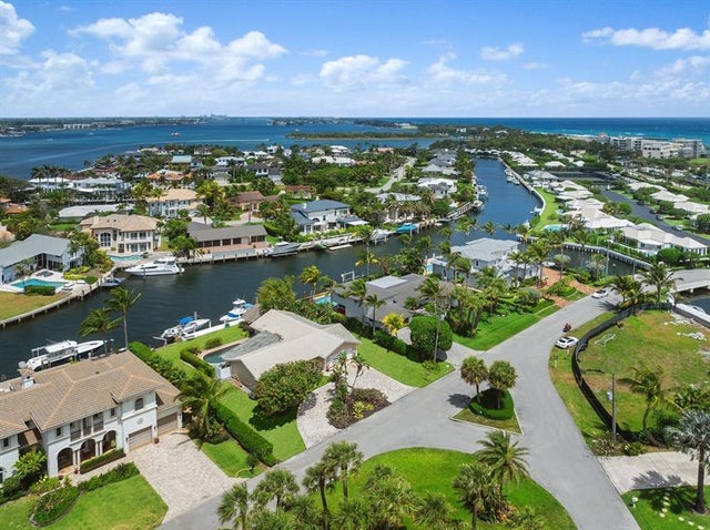 4 of 15 - 3 Sabal Island Dr, Ocean Ridge, FL
