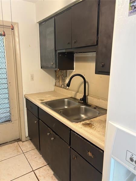 3 of 8 - 1105 N Gifford Ave N, Lehigh Acres, FL