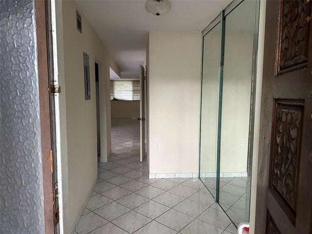 3 of 14 - 4281 W 10th Ct, Hialeah, FL