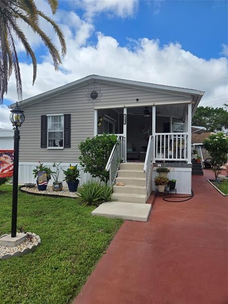 1 of 23 - 14651 Sunset Dr, Delray Beach, FL