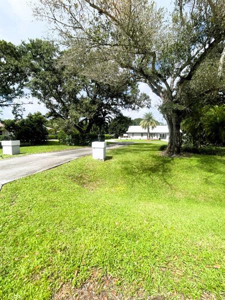 5 of 40 - 14183 Greentree Trl, Wellington, FL