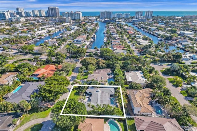 2 of 52 - 2740 Ne 29th St, Fort Lauderdale, FL