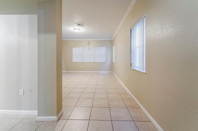 5 of 38 - 7478 Nw 17th Dr, Hollywood, FL