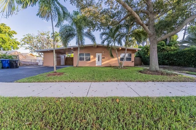 3 of 28 - 3481 Sw 20th St, Fort Lauderdale, FL