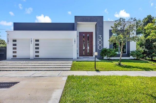 2 of 47 - 300 Ne 21st Ct, Wilton Manors, FL