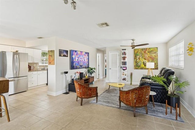 5 of 27 - 5901 Ne 2nd Ter, Oakland Park, FL