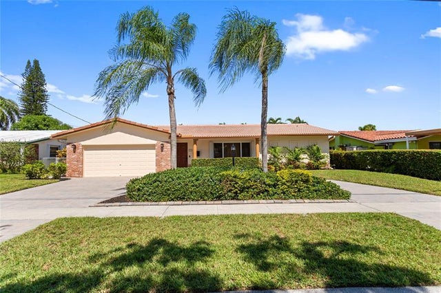 4 of 69 - 1419 Ne 57th Pl, Fort Lauderdale, FL