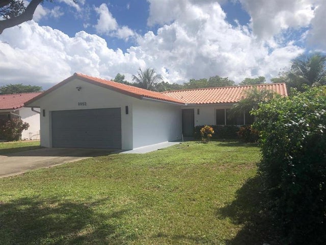 2 of 51 - 8952 Nw 25th Ct, Coral Springs, FL