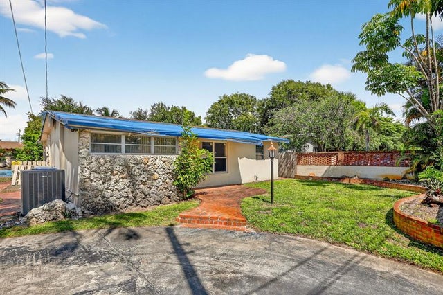 1 of 59 - 871 Sw 10th St, Pompano Beach, FL
