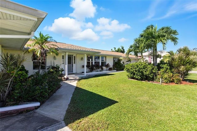 4 of 42 - 133 Peckham St Se, Port Charlotte, FL
