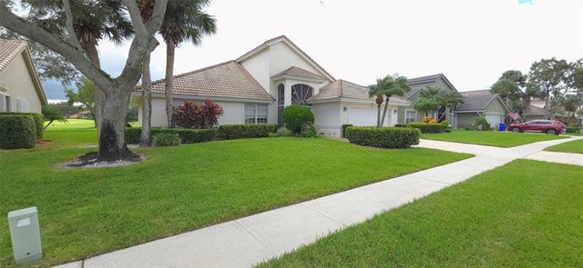 2 of 38 - 6898 Grenelefe Rd, Boynton Beach, FL