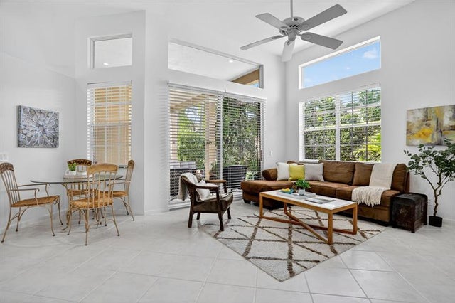 5 of 91 - 2807 Oakbrook Ln, Weston, FL