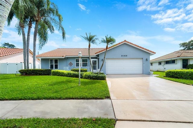 1 of 33 - 21314 Chinaberry Dr, Boca Raton, FL