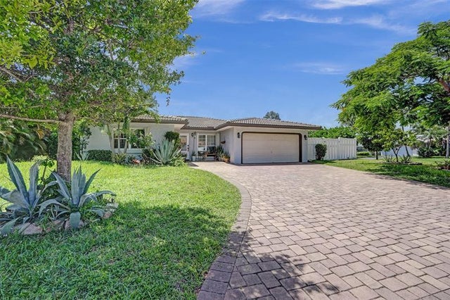 2 of 39 - 1844 Nw 81st Ave, Coral Springs, FL