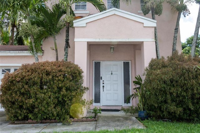 3 of 7 - 9462 Nw 52nd Pl, Sunrise, FL