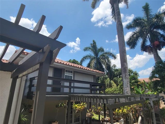 3 of 30 - 11081 Sw 30th Ct, Davie, FL
