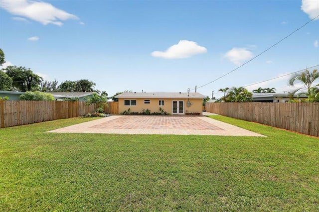 5 of 41 - 245 Sw 3rd St, Boca Raton, FL