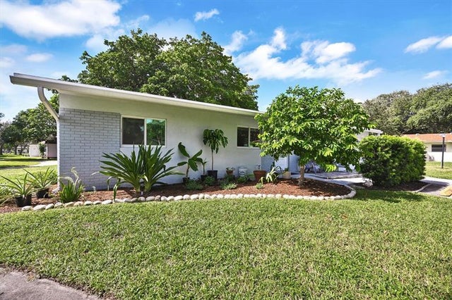 3 of 31 - 2512 Sw Natura Blvd, Deerfield Beach, FL