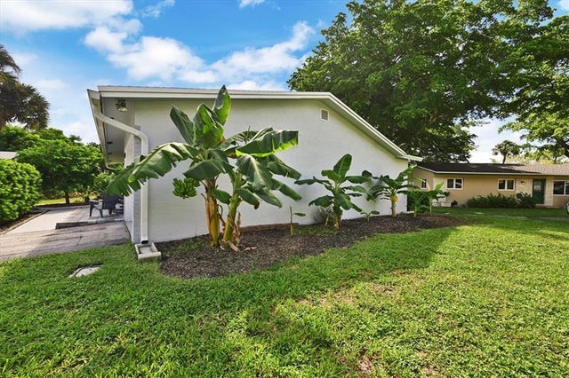 5 of 31 - 2512 Sw Natura Blvd, Deerfield Beach, FL