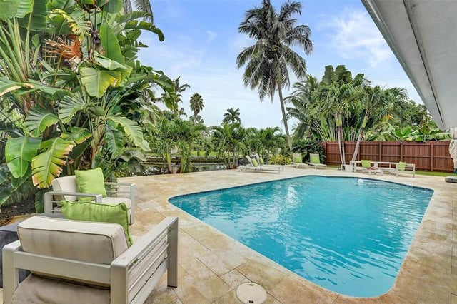 4 of 24 - 3231 Nw 18th Ave, Fort Lauderdale, FL