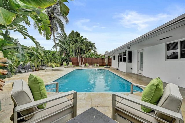 5 of 24 - 3231 Nw 18th Ave, Fort Lauderdale, FL
