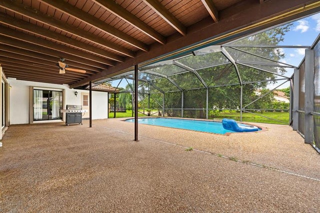 3 of 29 - 959 Nw 109th Ter, Coral Springs, FL