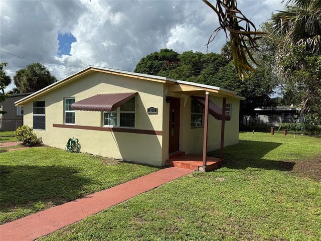 1 of 17 - 3371 Nw 8th Ct, Lauderhill, FL