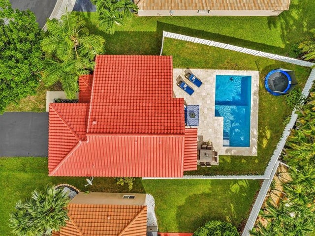 2 of 56 - 235 Somerset Way, Weston, FL