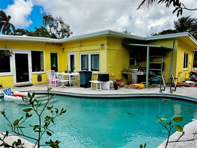 5 of 5 - 1406 Ne 15th St, Fort Lauderdale, FL