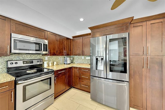 3 of 53 - 1080 Se 9th Ave, Pompano Beach, FL