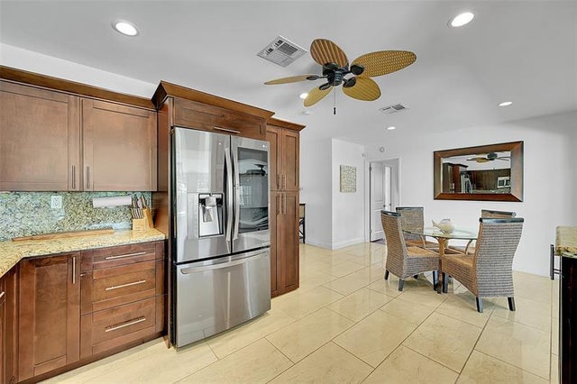 4 of 53 - 1080 Se 9th Ave, Pompano Beach, FL