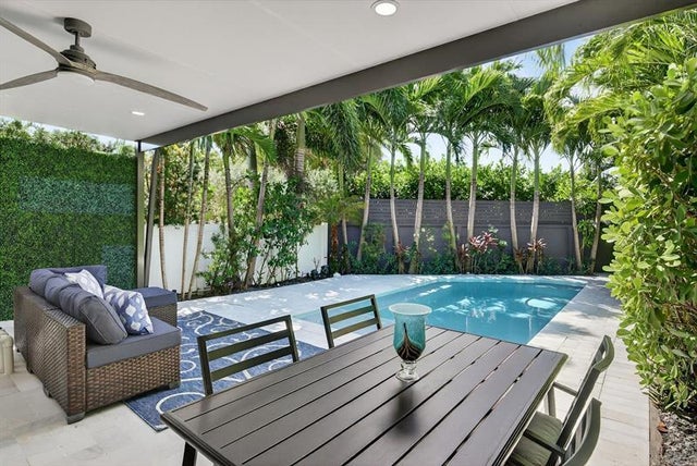 1 of 21 - 824 Ne 14th Court, Fort Lauderdale, FL