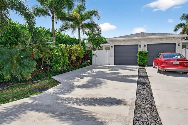 2 of 21 - 824 Ne 14th Court, Fort Lauderdale, FL