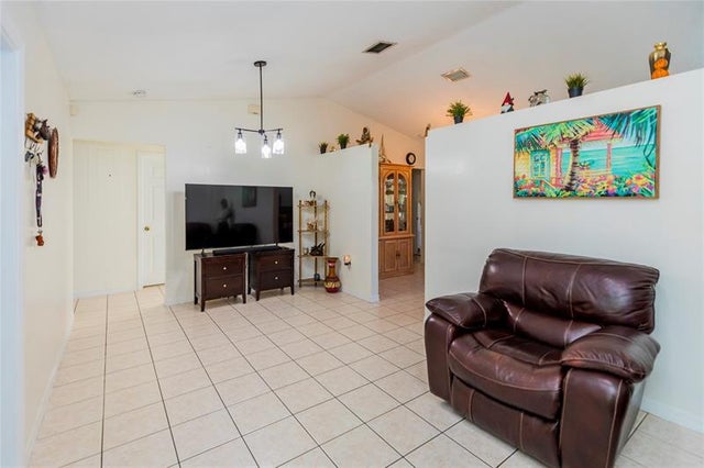 5 of 30 - 18300 Sw 143rd Ct, Miami, FL