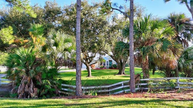 2 of 64 - 5602 Sw Sunshine Farms Way, Palm City, FL