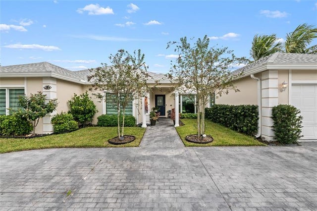 3 of 30 - 4906 N Travelers Palm Ln, Tamarac, FL