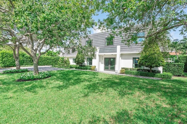 1 of 99 - 9 Tahoe Ln, Sea Ranch Lakes, FL