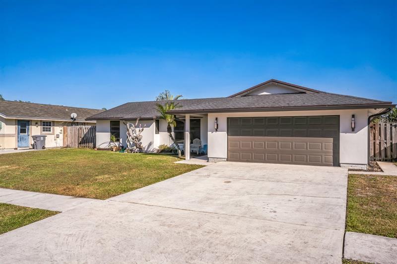 8460 Raymond Dr, Boynton Beach