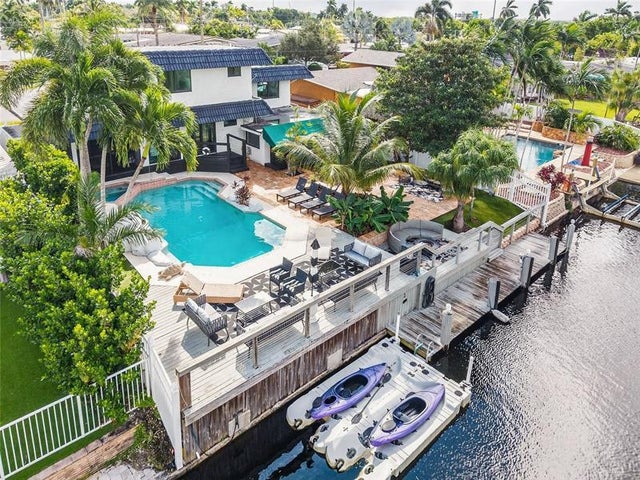 1 of 54 - 2625 Nassau Ln, Fort Lauderdale, FL
