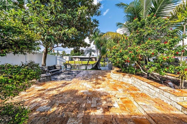 3 of 54 - 2625 Nassau Ln, Fort Lauderdale, FL