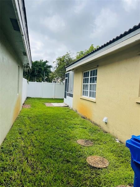 3 of 12 - 17682 Se 5, Pembroke Pines, FL