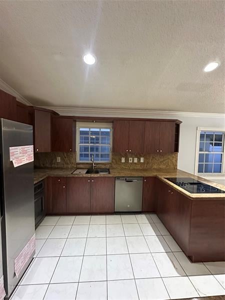 5 of 12 - 17682 Se 5, Pembroke Pines, FL