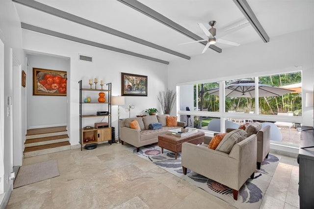 2 of 72 - 2625 Ne 16th Ave, Wilton Manors, FL