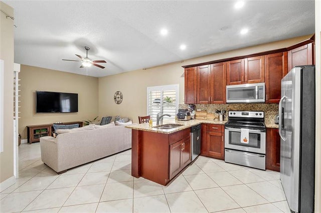 2 of 52 - 4024 Nw 62nd Ct, Coconut Creek, FL
