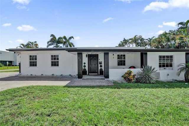 1 of 46 - 90 Ne 26th St, Wilton Manors, FL
