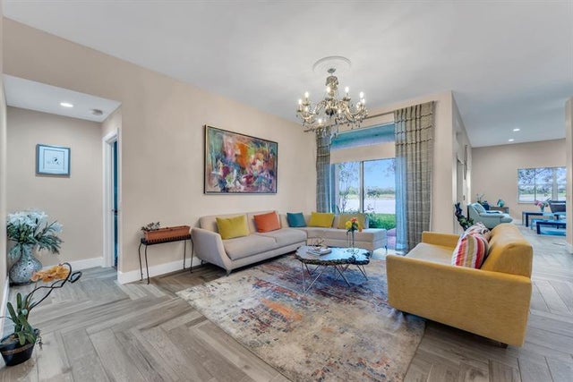 3 of 31 - 1350 Meadows Blvd, Weston, FL