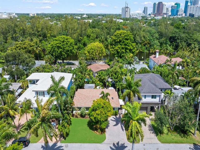3 of 39 - 1323 Se 13th Ter, Fort Lauderdale, FL