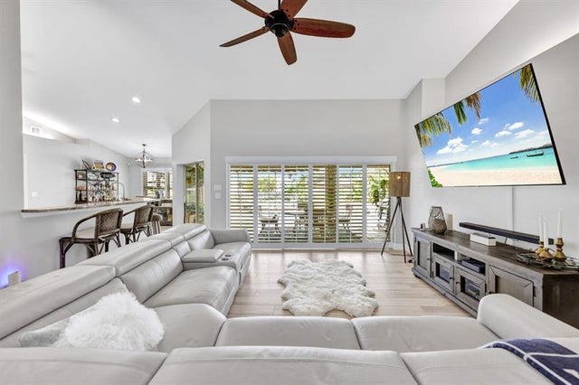 3 of 44 - 4328 Sw 18th Ave, Cape Coral, FL