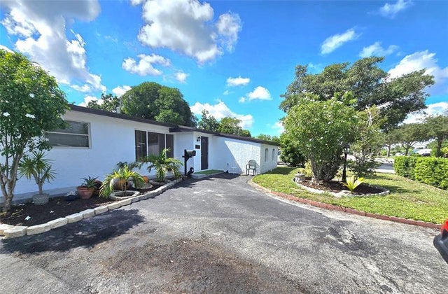 2 of 16 - 6138 Southgate Blvd, Margate, FL
