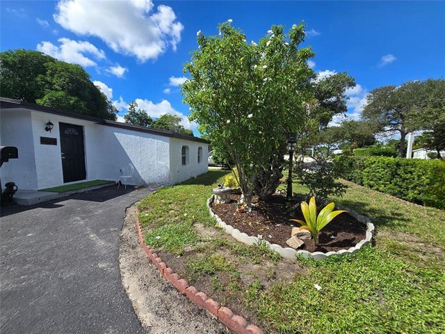 3 of 16 - 6138 Southgate Blvd, Margate, FL